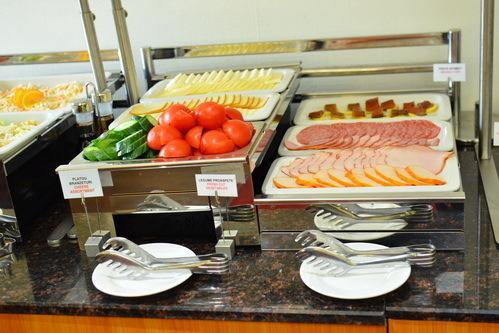 Hotel Ramada Center 3*